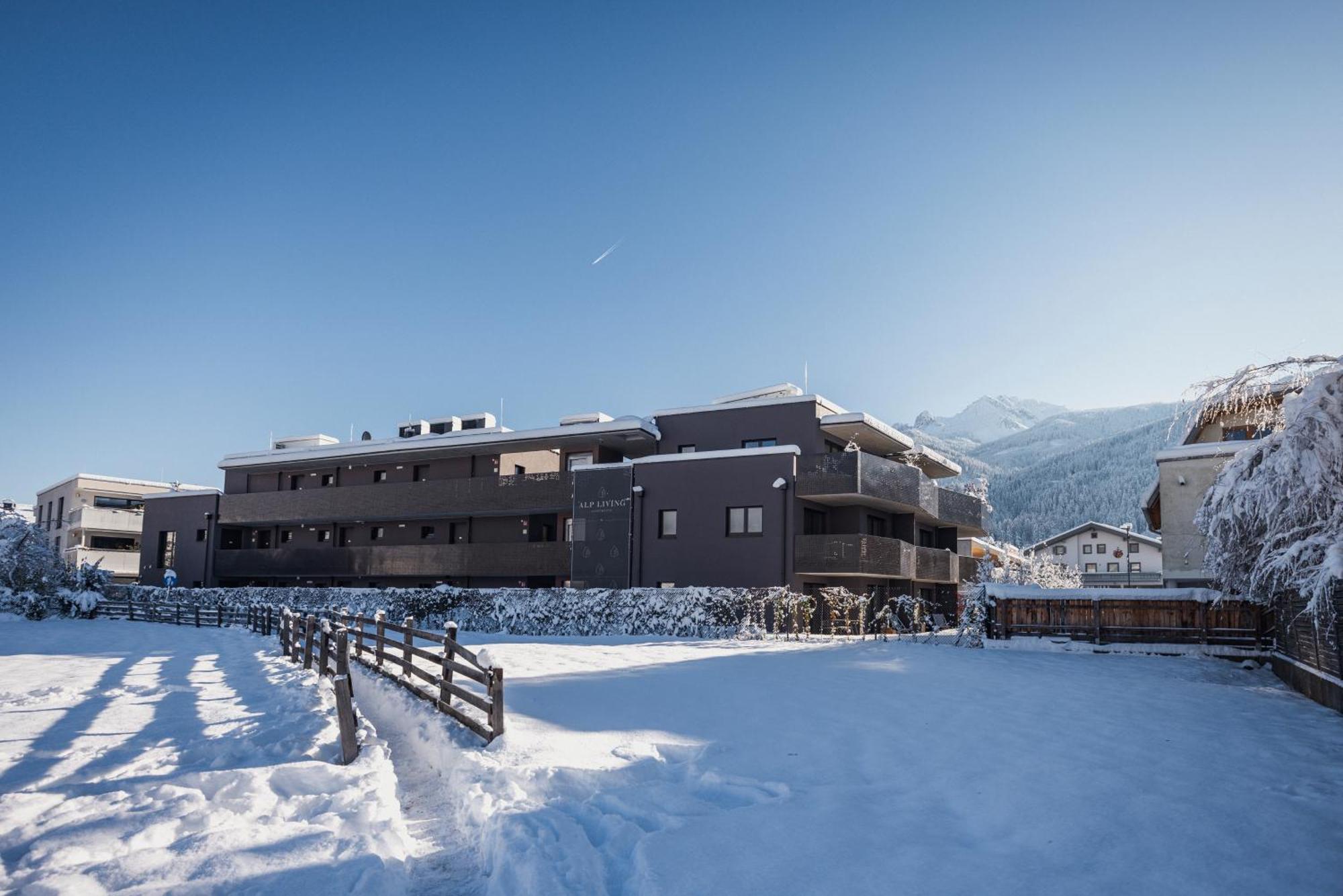 Alp Living Apartments Self-Check In インスブルック エクステリア 写真